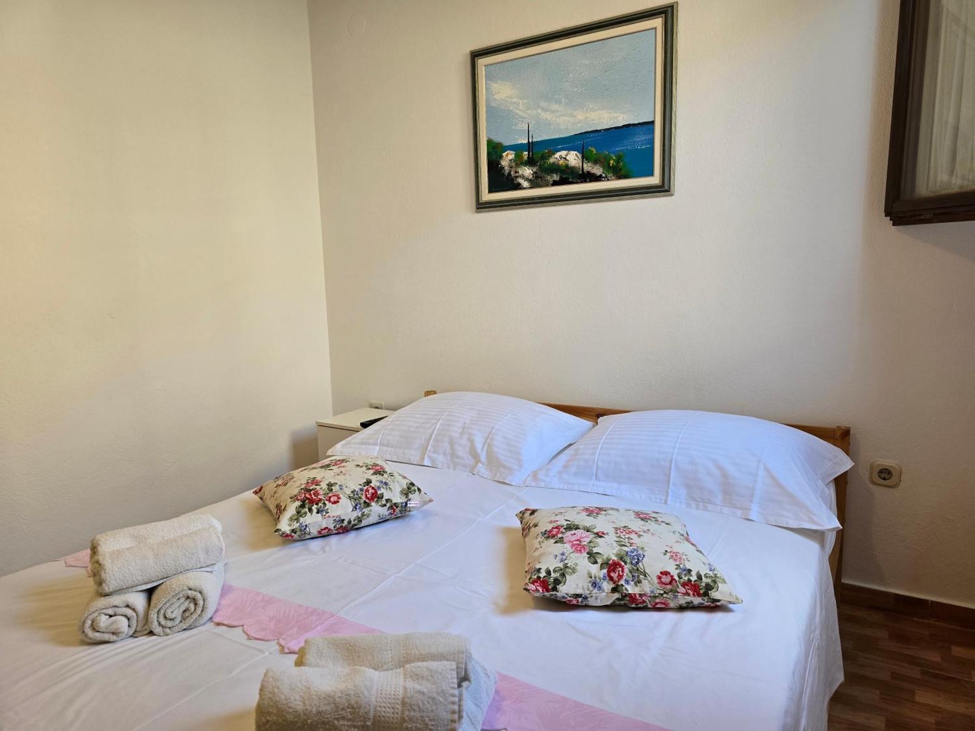 Apartmani Marija Baska Voda Ngoại thất bức ảnh