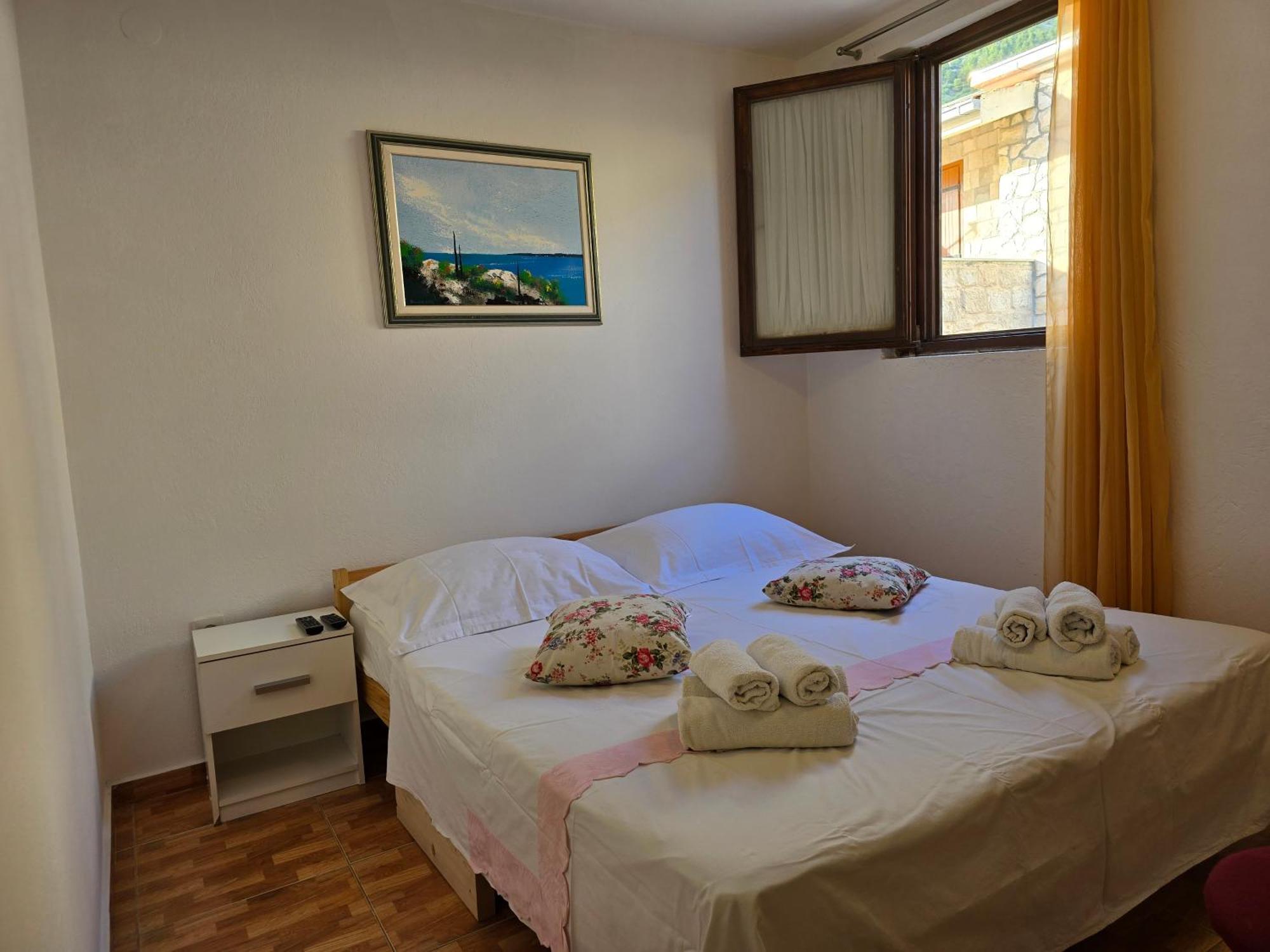 Apartmani Marija Baska Voda Ngoại thất bức ảnh