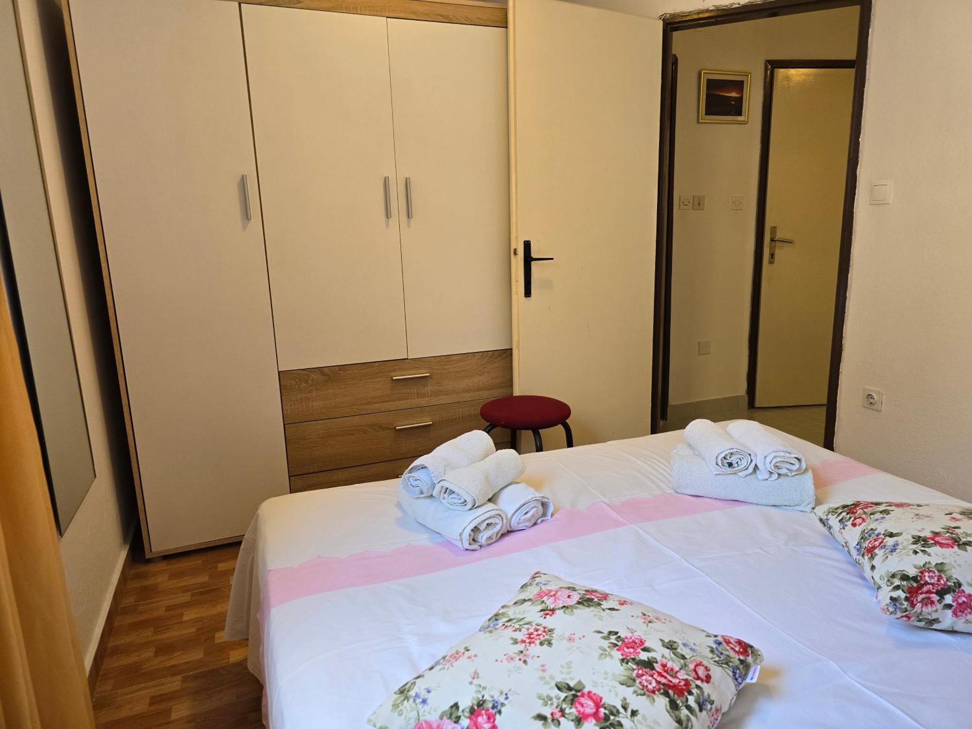 Apartmani Marija Baska Voda Ngoại thất bức ảnh