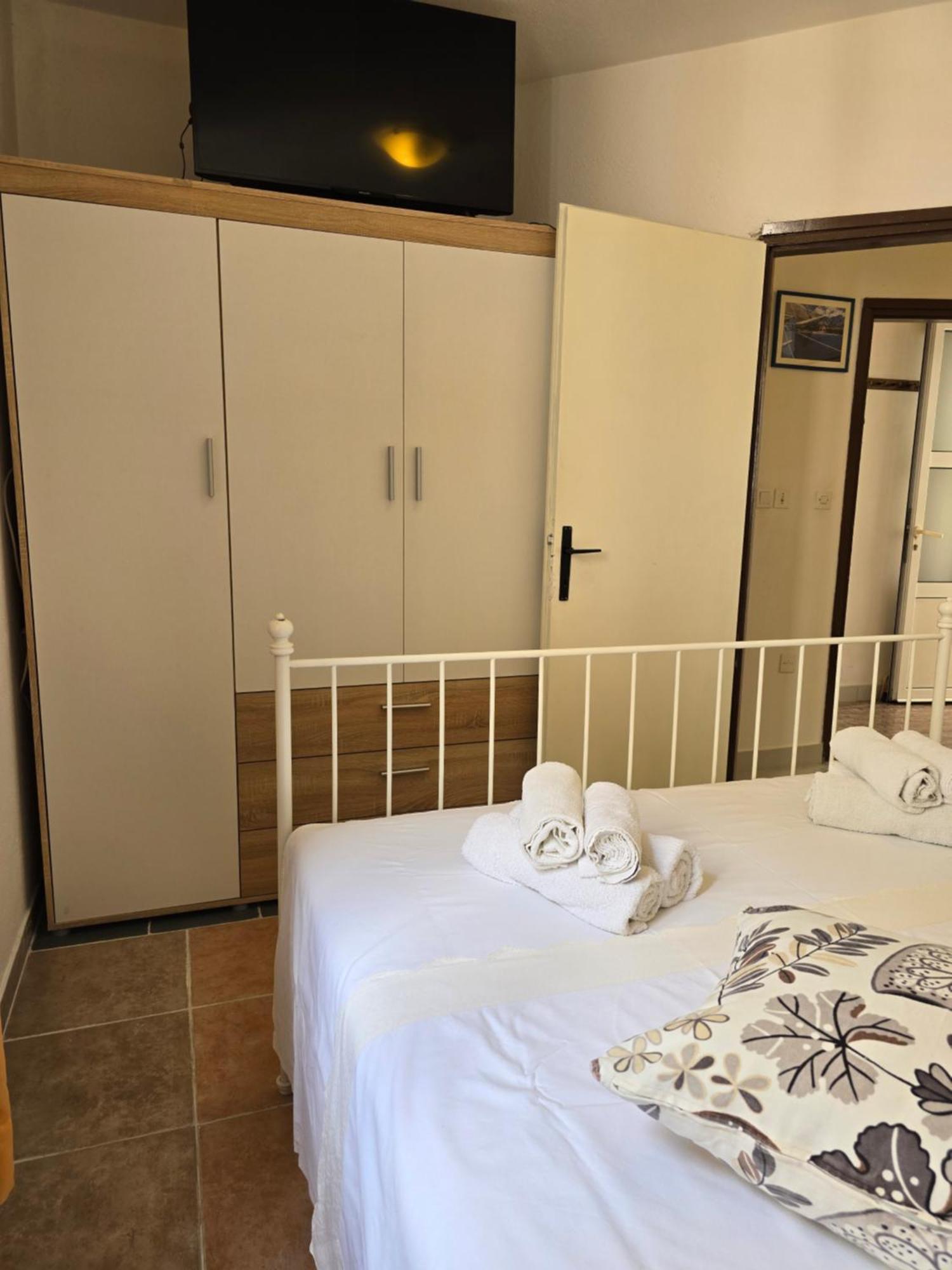 Apartmani Marija Baska Voda Ngoại thất bức ảnh